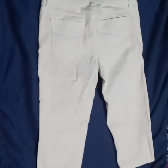 capris - Picture 3 of 3